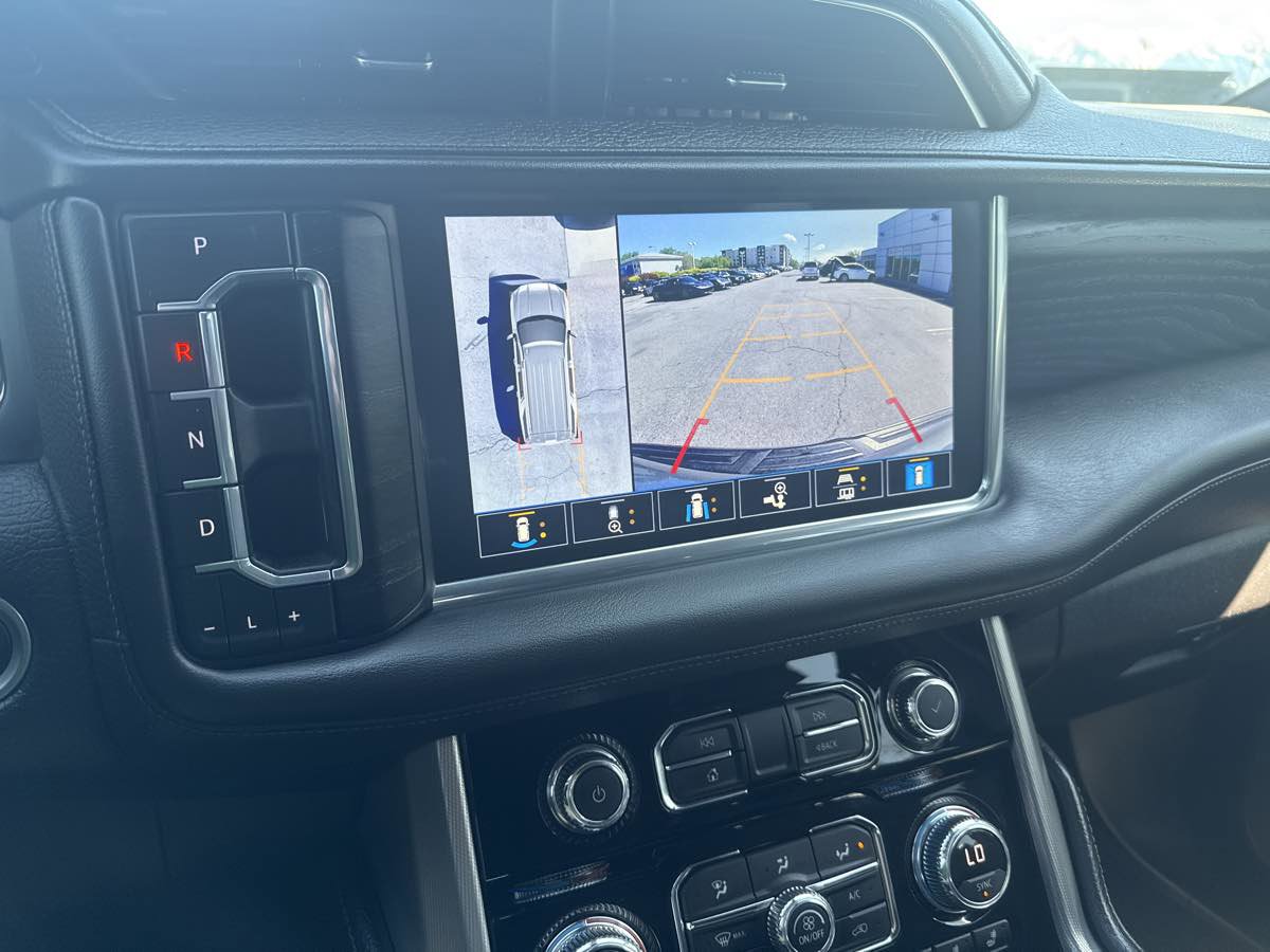 Used 2021 GMC Yukon Denali w/ Denali Ultimate Package AWD/4WD image 35