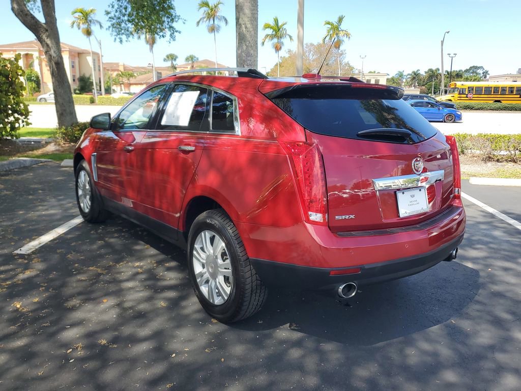 Used 2016 Cadillac SRX Luxury w/ Driver Awareness Package image 3
