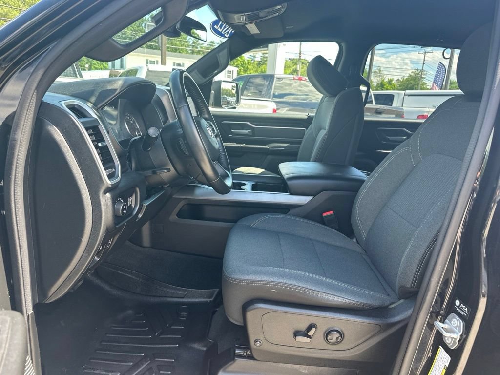 Used 2022 RAM 1500 Big Horn AWD/4WD image 14