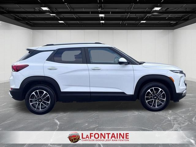 Used 2025 Chevrolet TrailBlazer LT image 6