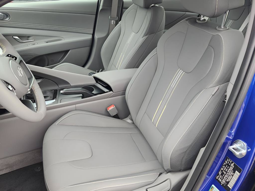 New 2026 Hyundai Elantra Sport w/ Cargo Package FWD image 13