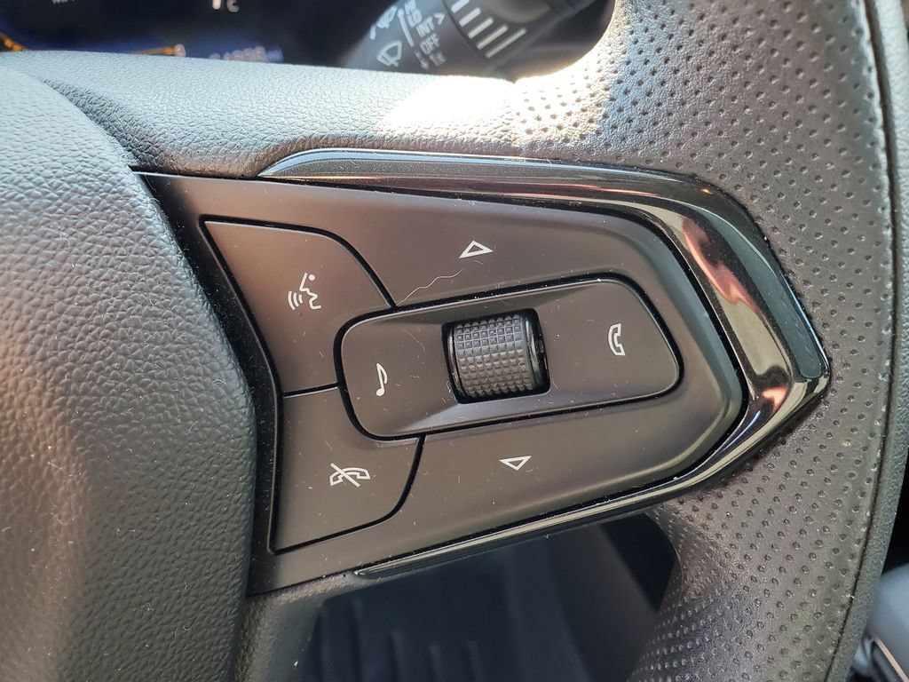Certified 2024 Chevrolet Trax LT FWD image 12