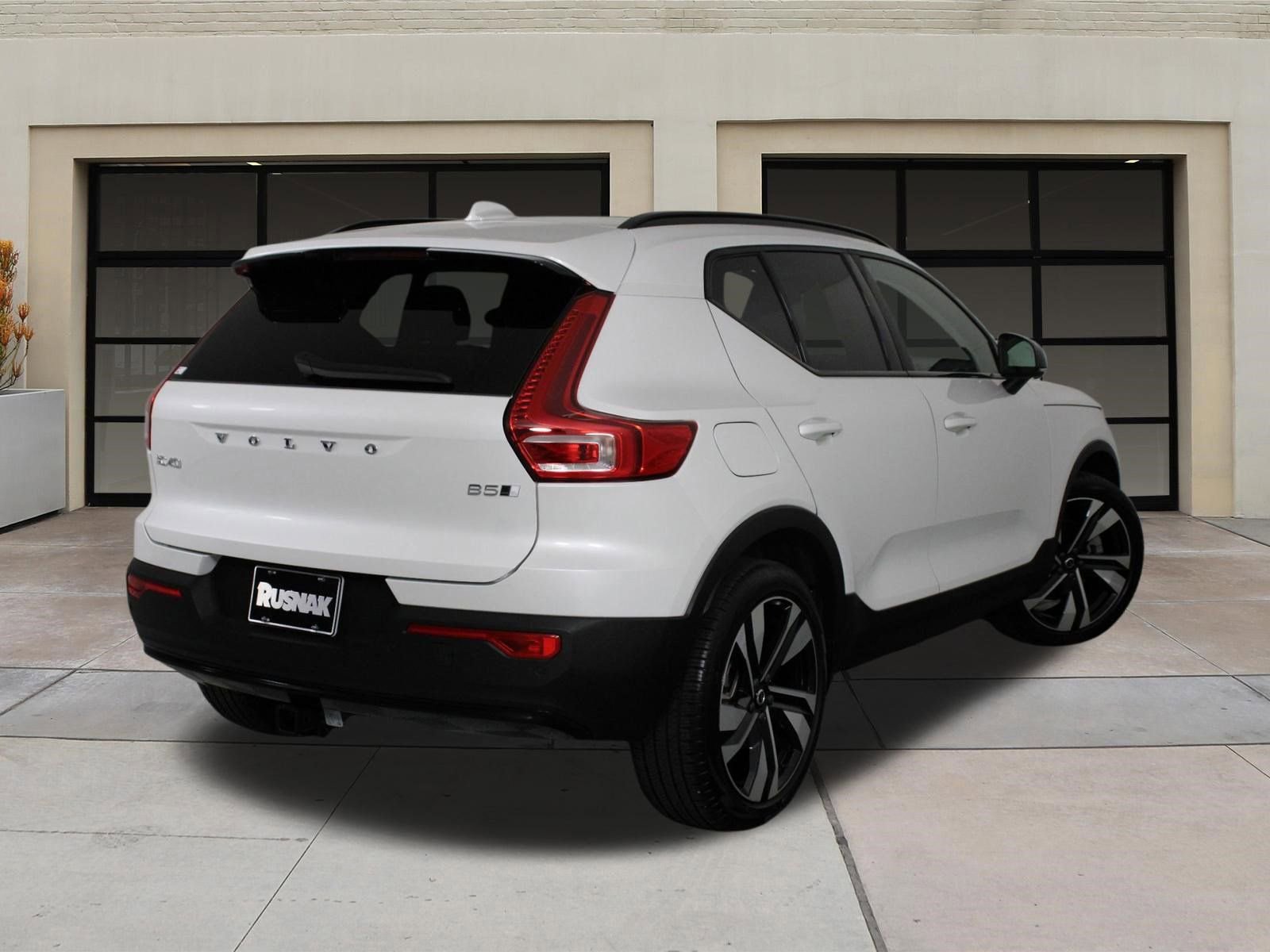 Used 2023 Volvo XC40 B5 Ultimate w/ Protection Package Premier AWD/4WD image 4