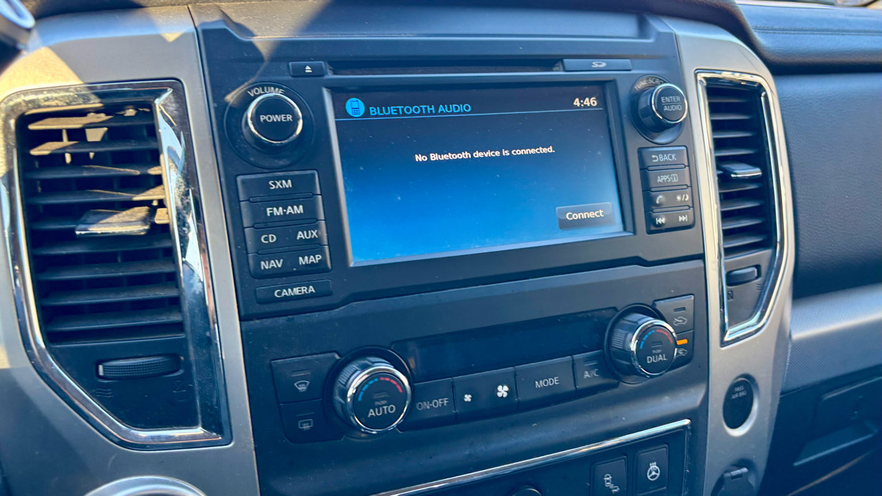 Used 2018 Nissan Titan PRO-4X w/ Pro-4x Convenience Package image 21