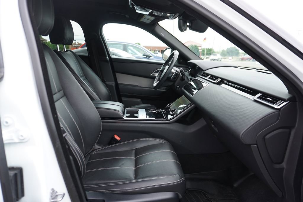Used 2020 Land Rover Range Rover Velar R-Dynamic S AWD/4WD image 9