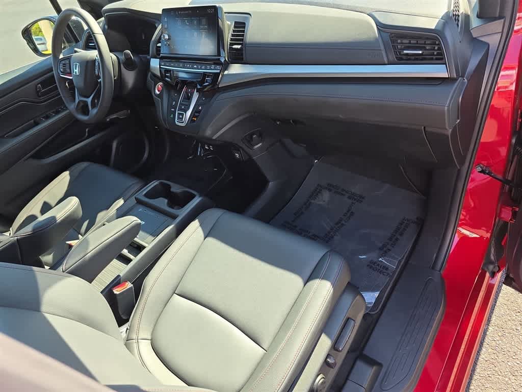 Certified 2026 Honda Odyssey Sport-L image 10