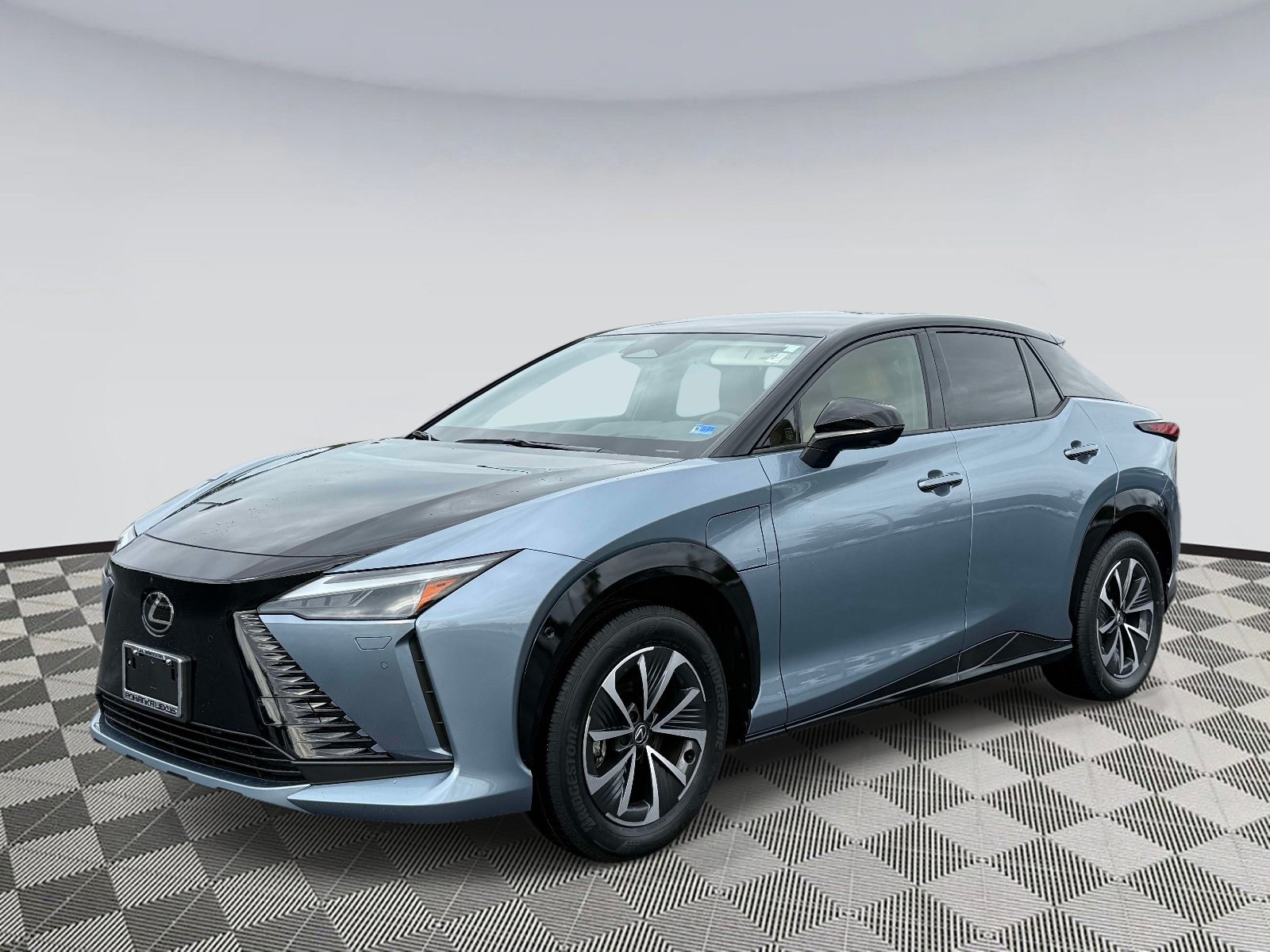 Used 2024 Lexus RZ 450e Premium w/ Technology Package AWD/4WD image 5