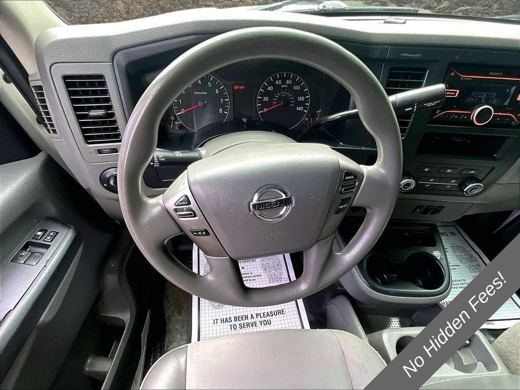 Used 2012 Nissan NV 3500 SV w/ Side Curtain Airbag Pkg RWD image 5