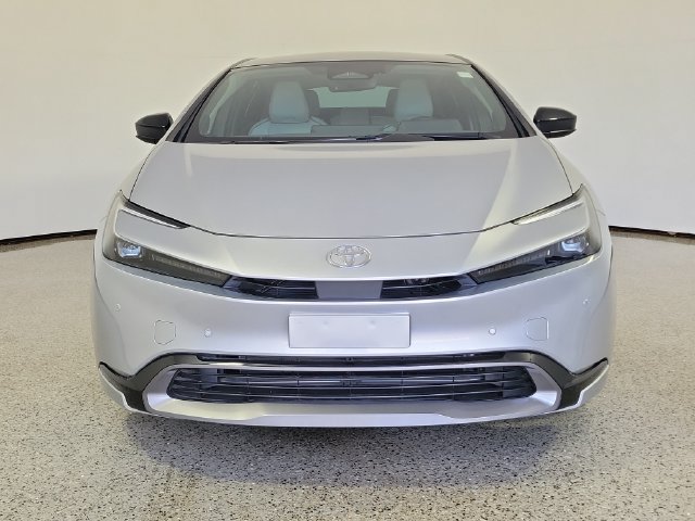 Certified 2024 Toyota Prius Limited FWD image 3