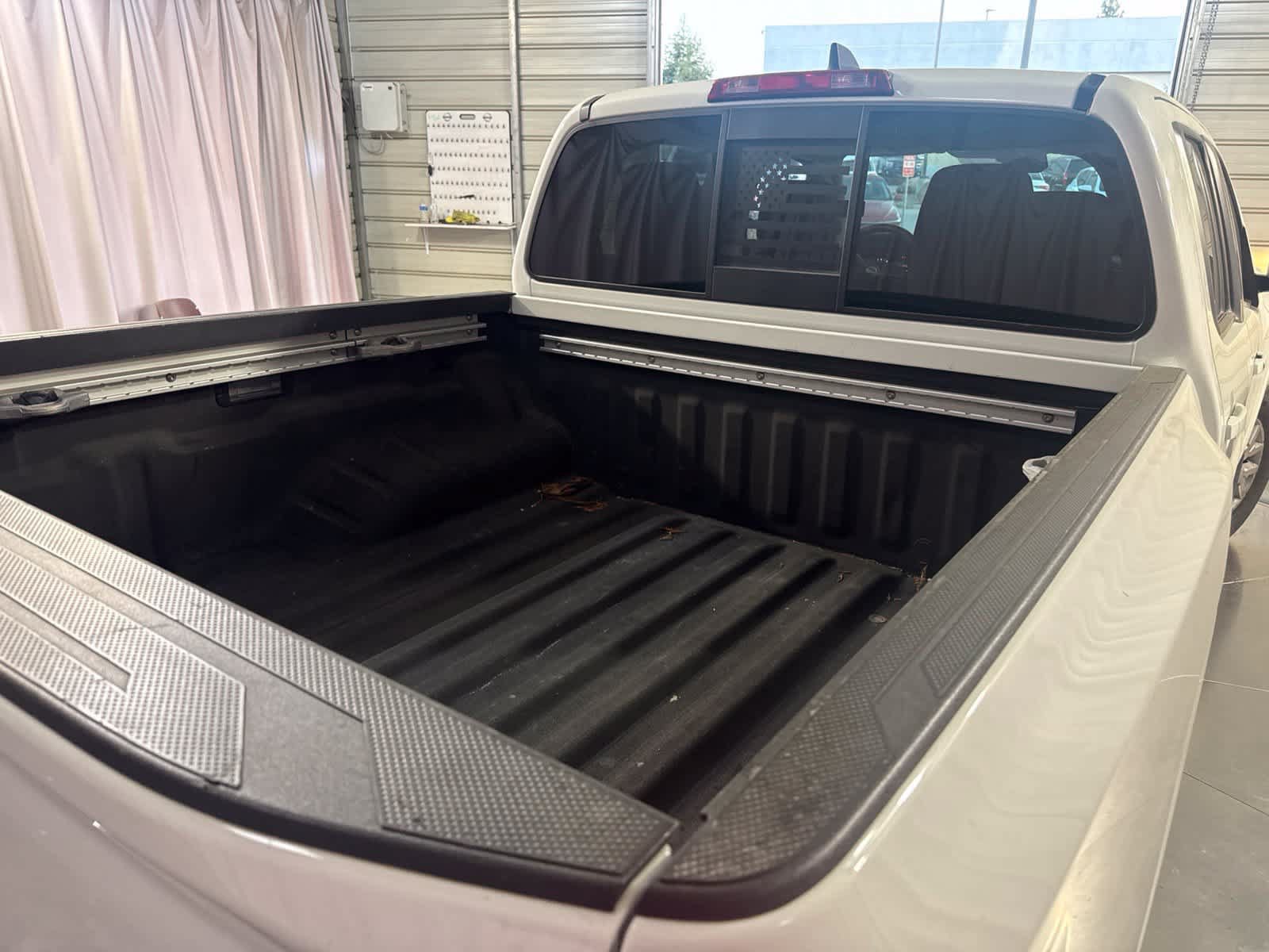 Used 2022 Nissan Frontier SV RWD image 15