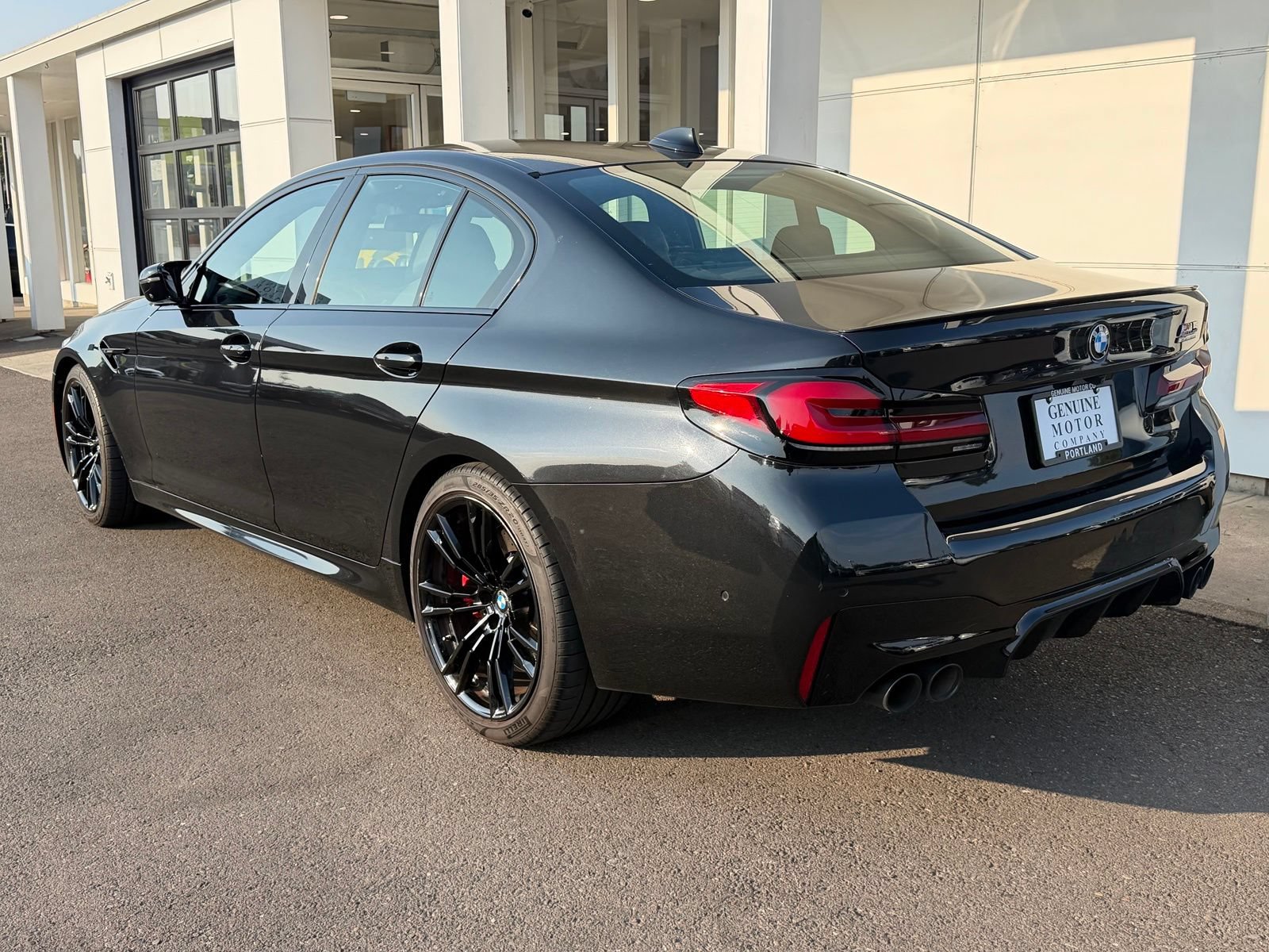 Used 2023 BMW M5 w/ Competition Package AWD/4WD image 3