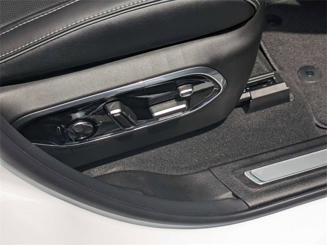 New 2024 Jeep Grand Cherokee Overland w/ Advanced Protech Group III image 39