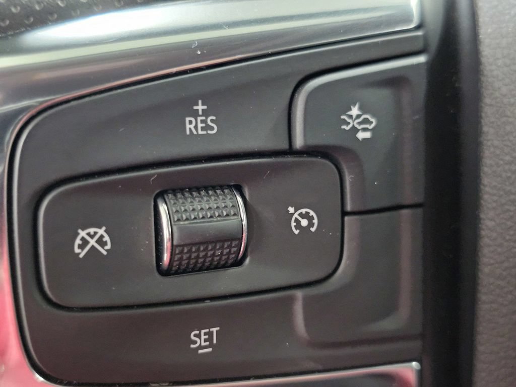 Used 2026 Chevrolet Blazer LT FWD image 31