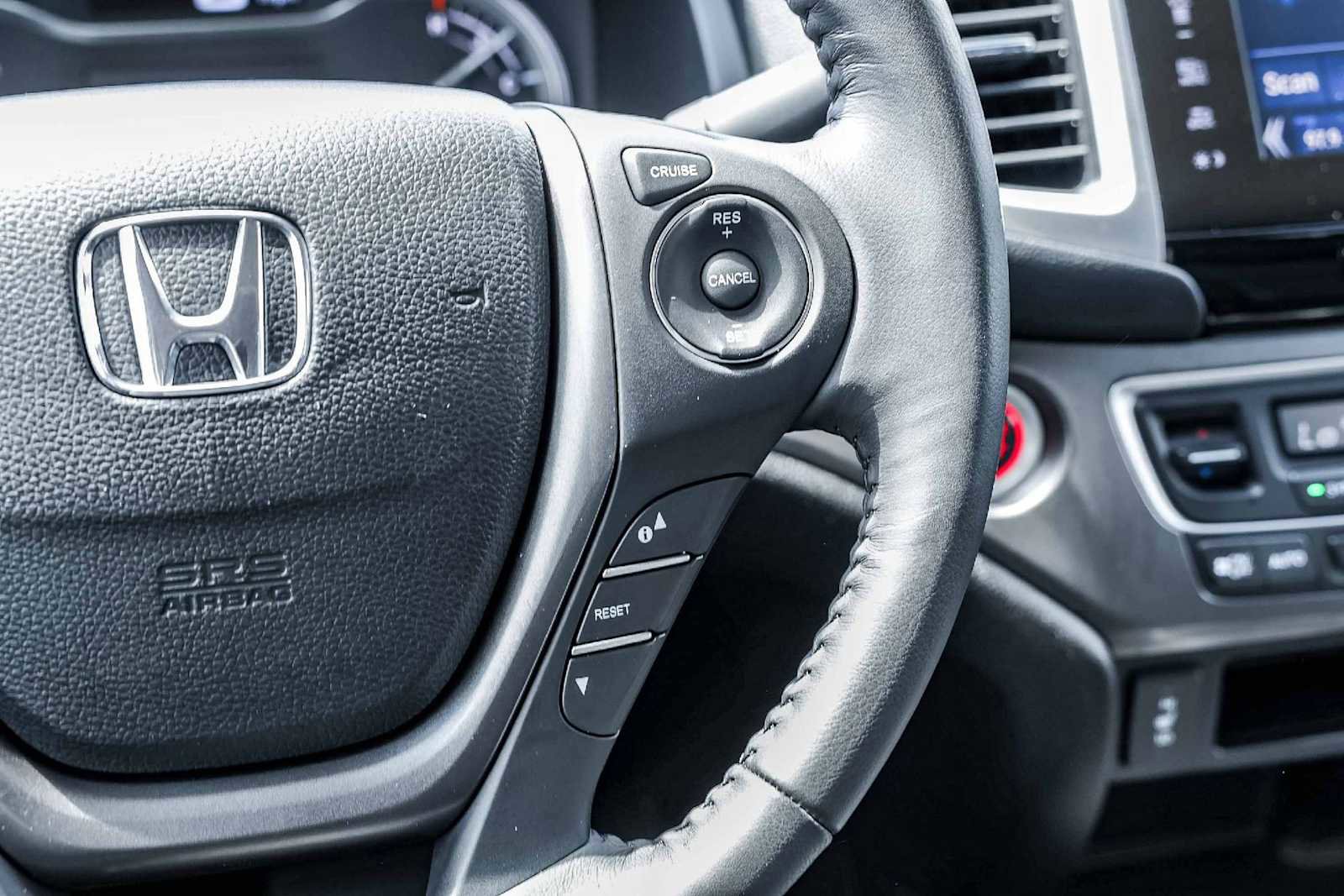 Used 2019 Honda Ridgeline RTL-T image 20