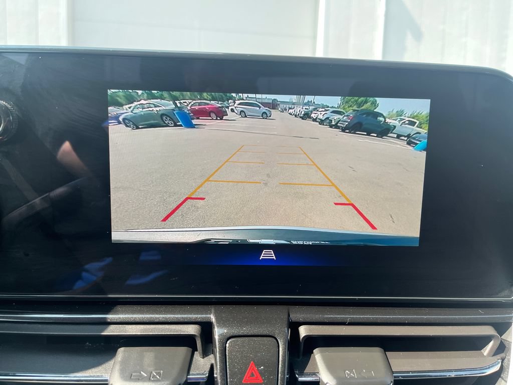 Used 2024 Chevrolet TrailBlazer LT w/ LT Cold Weather Package FWD image 38