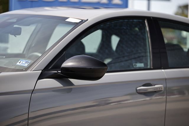 Certified 2025 Honda Accord Sport image 3