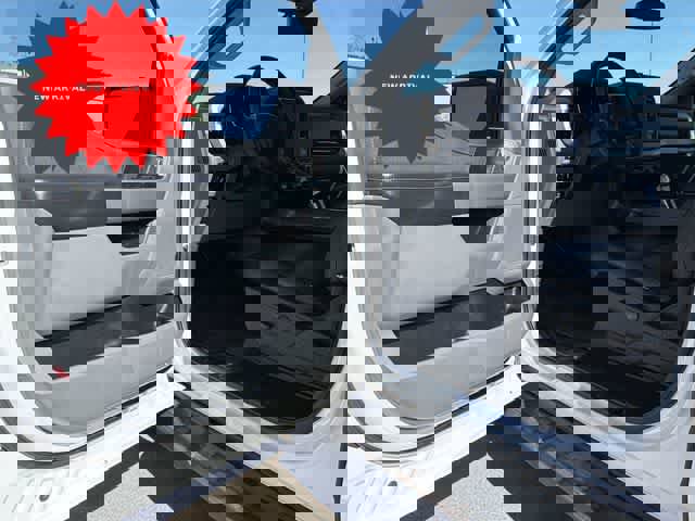 Used 2023 Ford F150 Lightning XLT AWD/4WD image 10