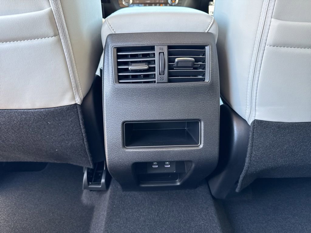 New 2026 Mitsubishi Outlander SE FWD image 37
