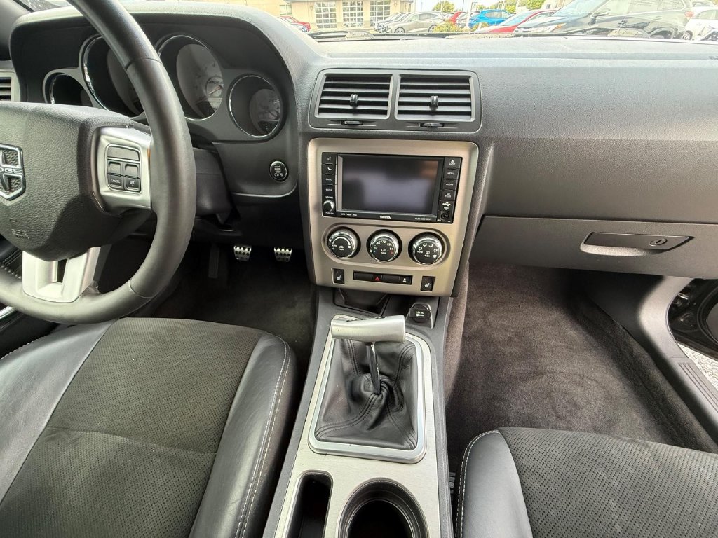 Used 2011 Dodge Challenger SRT8 RWD image 11