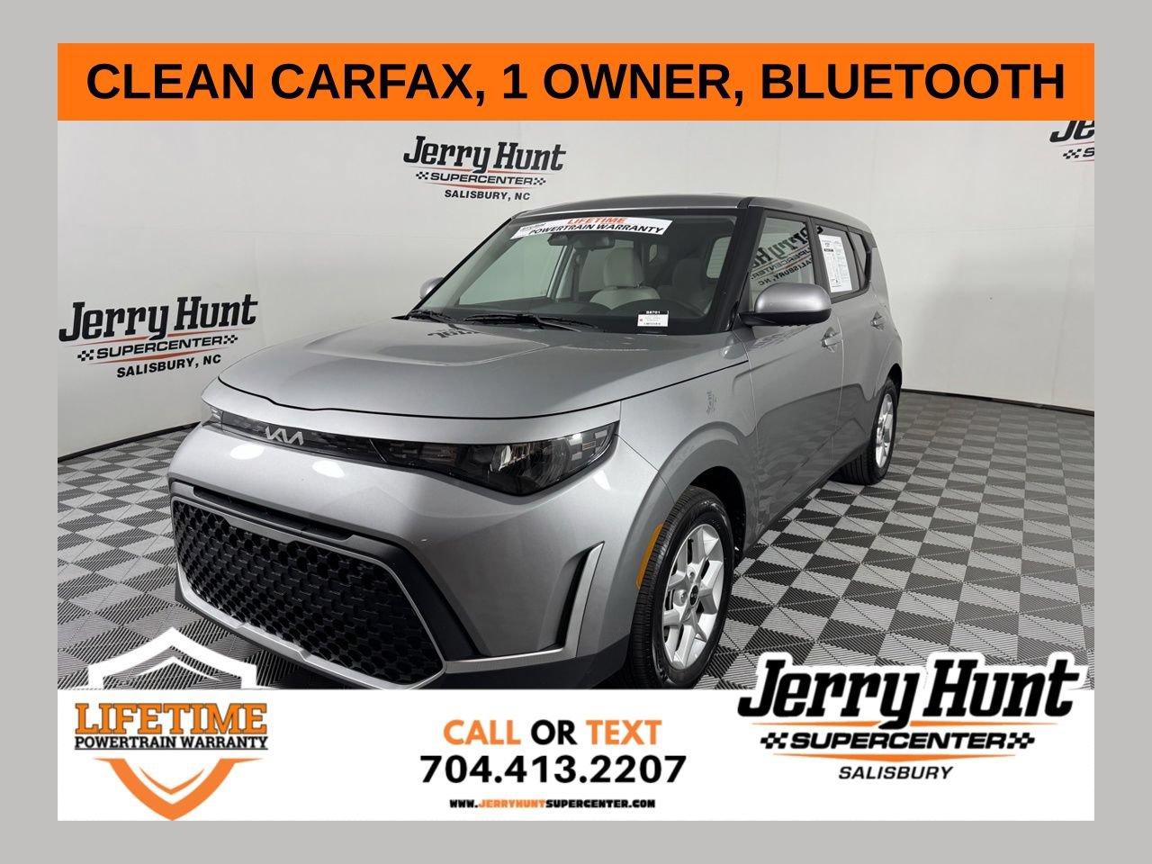 Used 2025 Kia Soul LX w/ LX Technology Package FWD image 1
