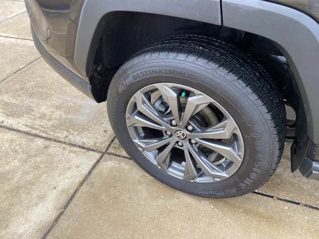 Used 2023 Toyota RAV4 Limited image 30