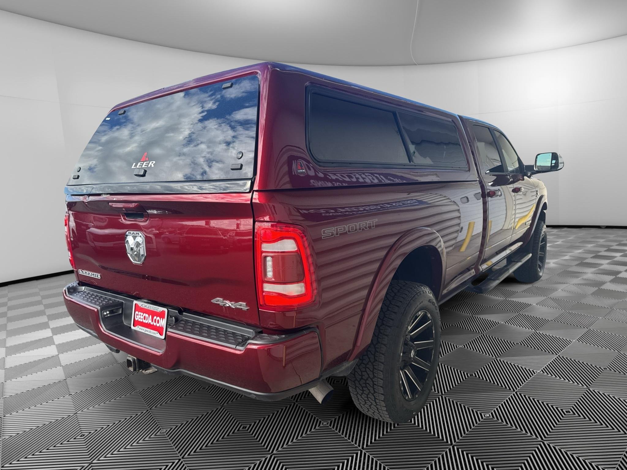 Used 2019 RAM 3500 Laramie AWD/4WD image 4