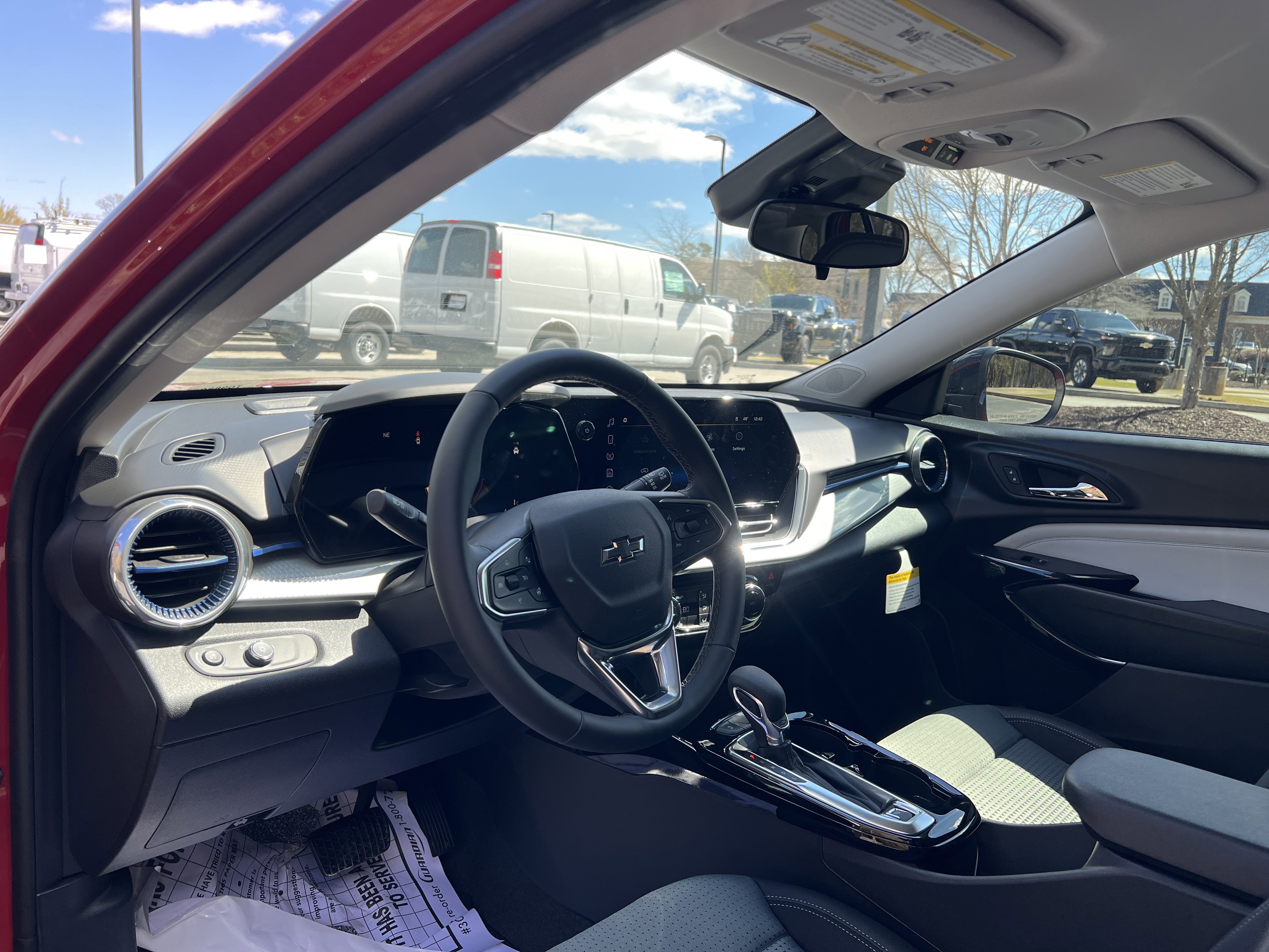 New 2026 Chevrolet Trax LT w/ Midnight Edition image 17