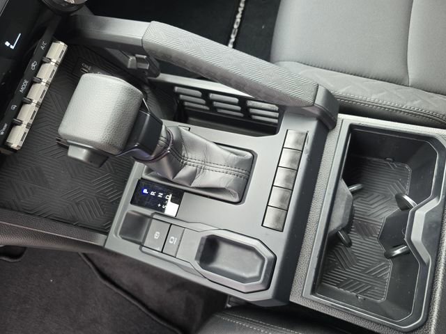 Used 2025 Toyota Tacoma SR image 23