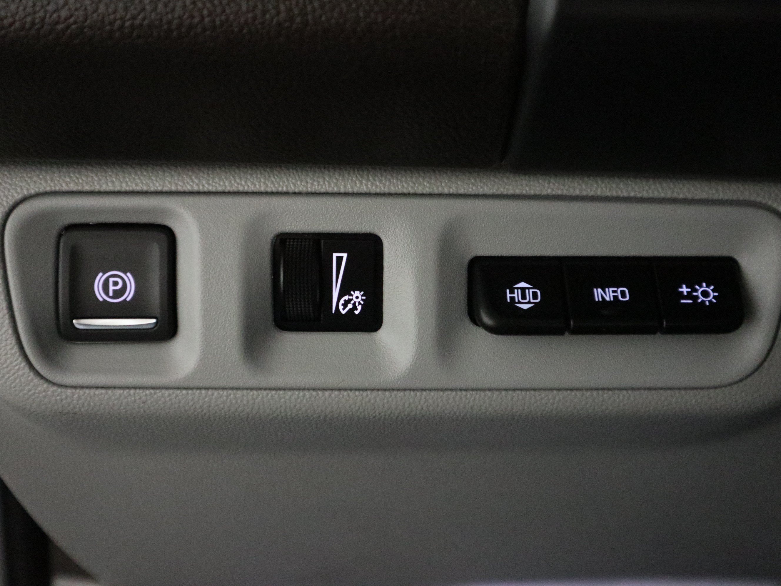 Used 2023 GMC Acadia SLT w/ Technology Package FWD image 33