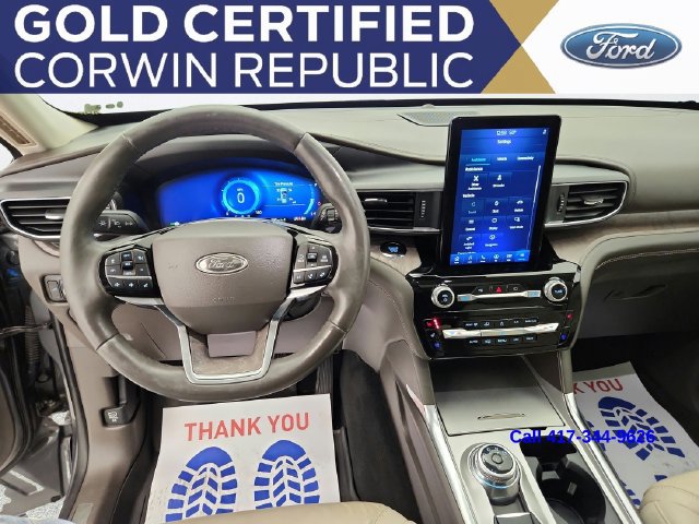 Used 2023 Ford Explorer Platinum w/ Technology Package AWD/4WD image 17
