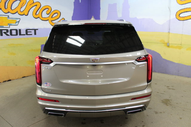 Used 2022 Cadillac XT6 Premium Luxury AWD/4WD image 7