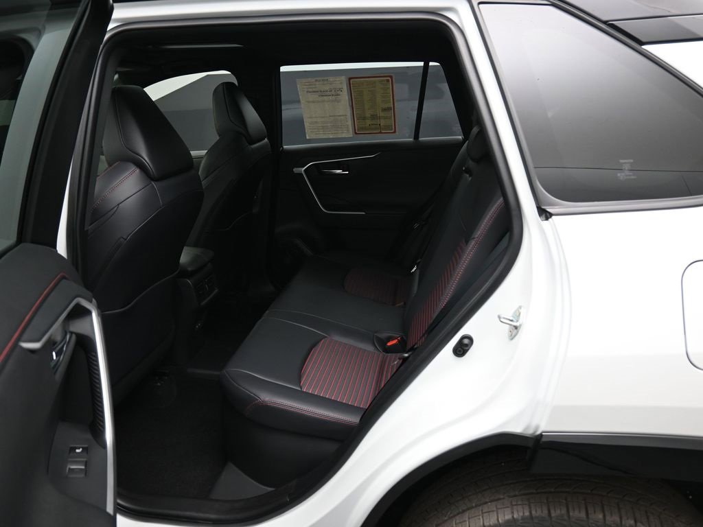 Used 2025 Toyota RAV4 XSE image 29
