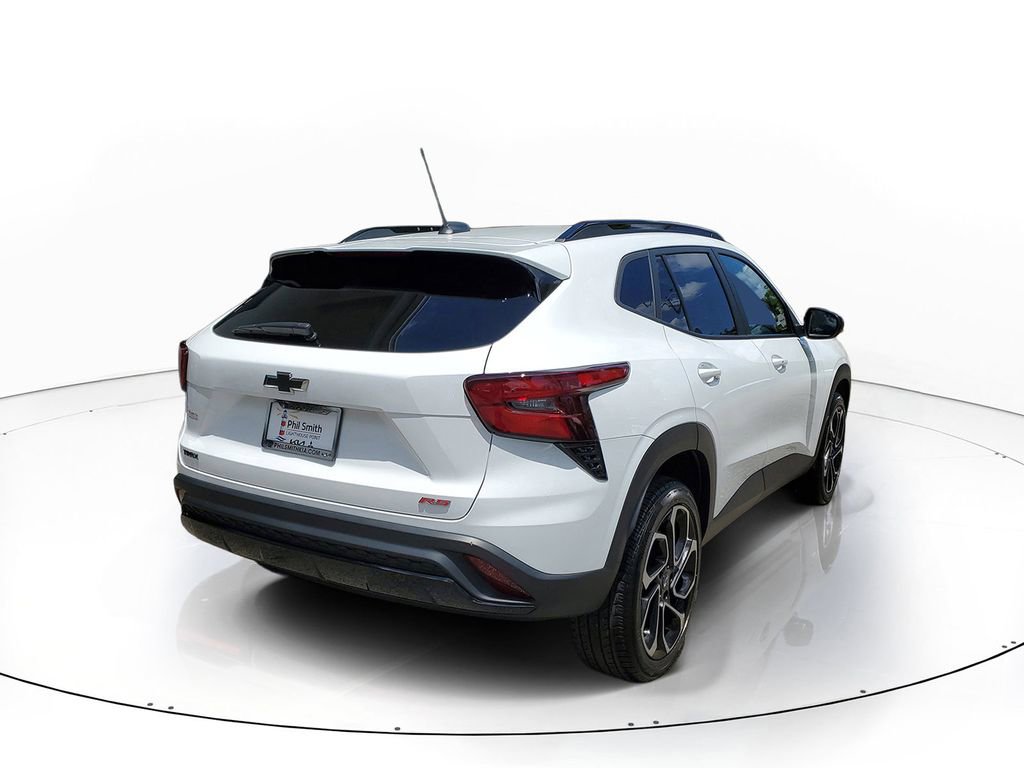 Used 2024 Chevrolet Trax RS FWD image 6
