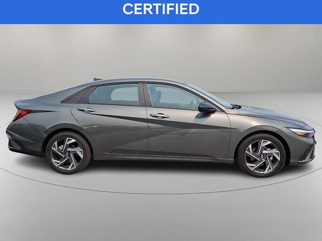 Certified 2025 Hyundai Elantra Sport FWD image 12