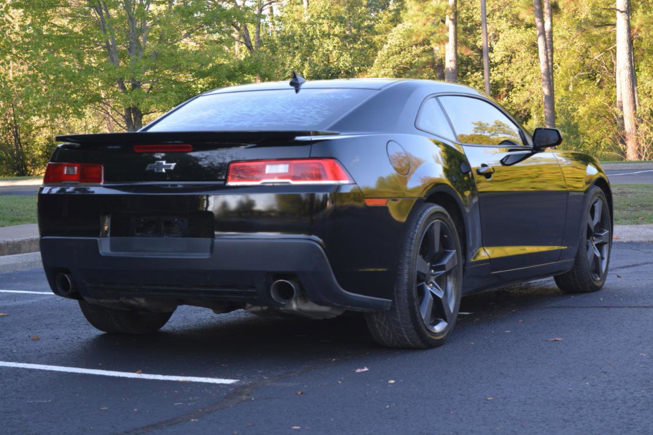 Used 2015 Chevrolet Camaro LS RWD image 5