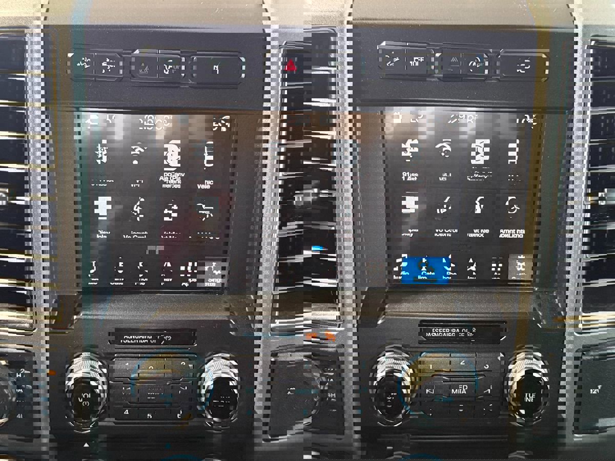 Used 2017 Ford F150 Raptor w/ Equipment Group 802A Luxury image 21