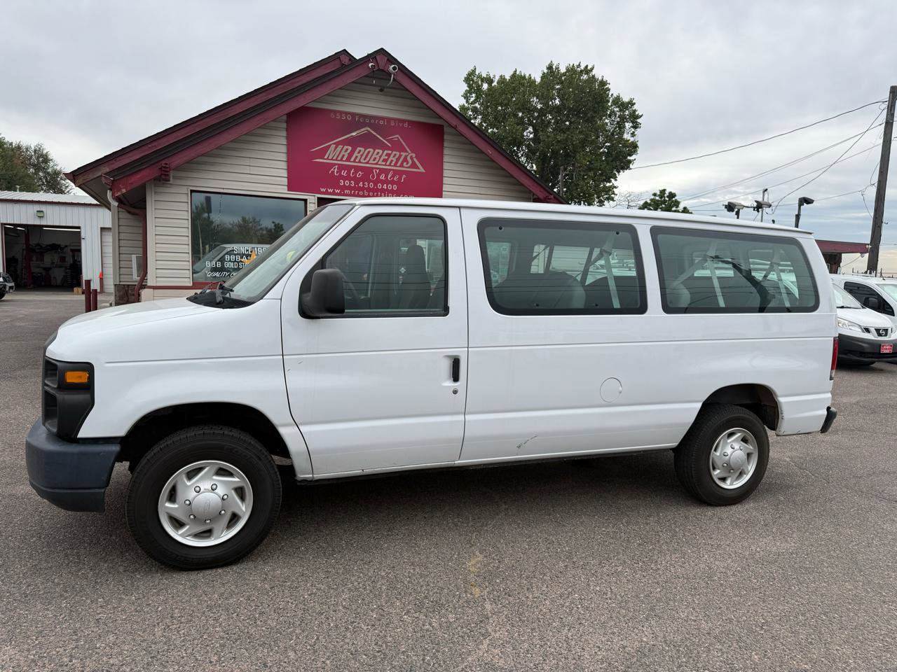 Used 2013 Ford E-350 and Econoline 350 XL image 5