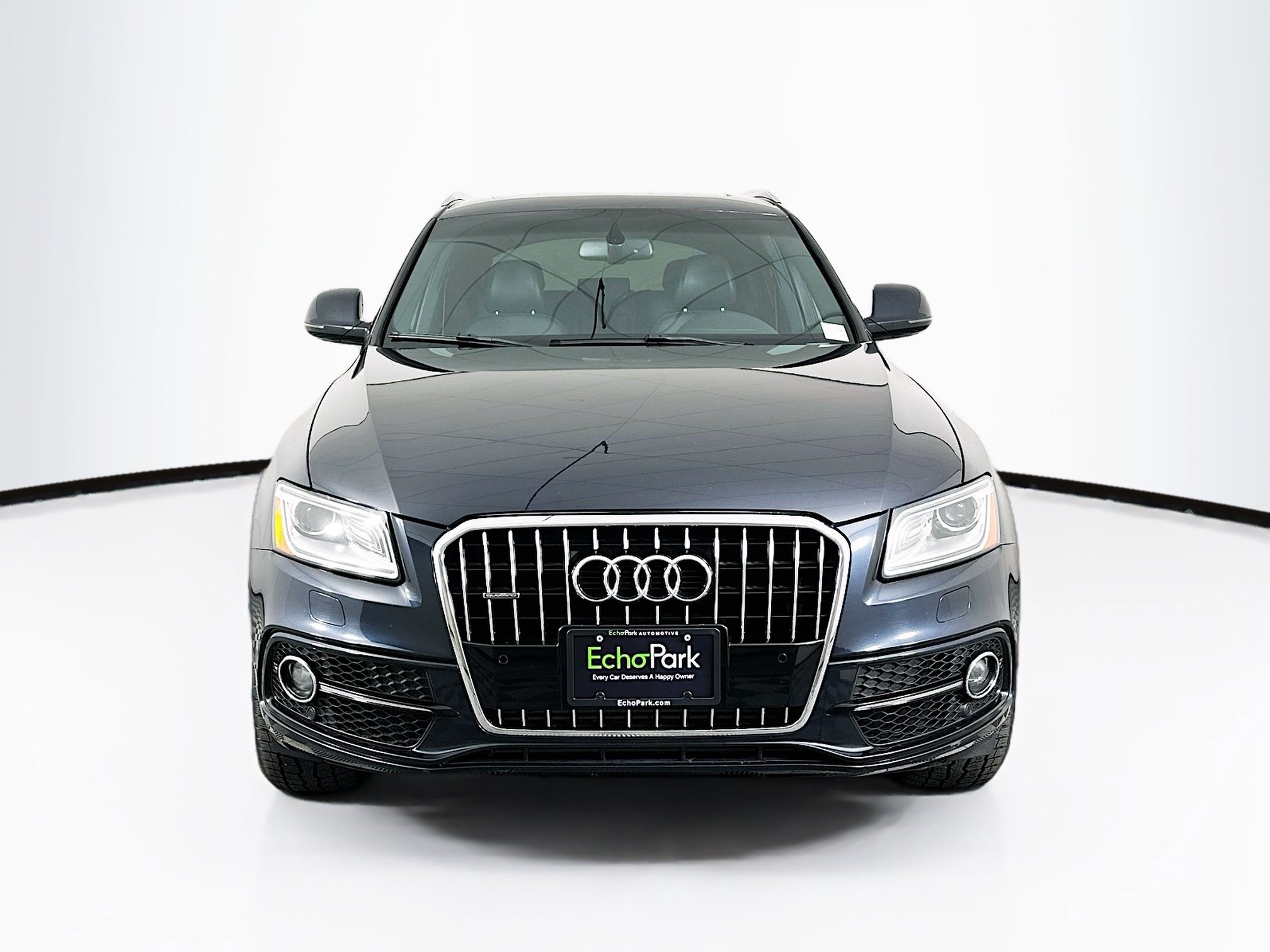Used 2017 Audi Q5 2.0T Premium Plus w/ Technology Package AWD/4WD image 2