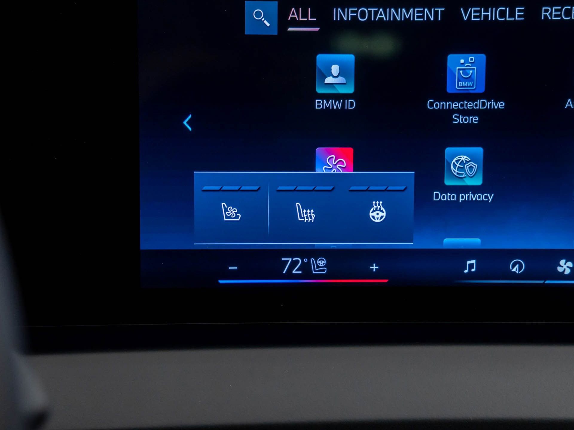 Certified 2025 BMW X3 xDrive30i w/ Premium Package image 32