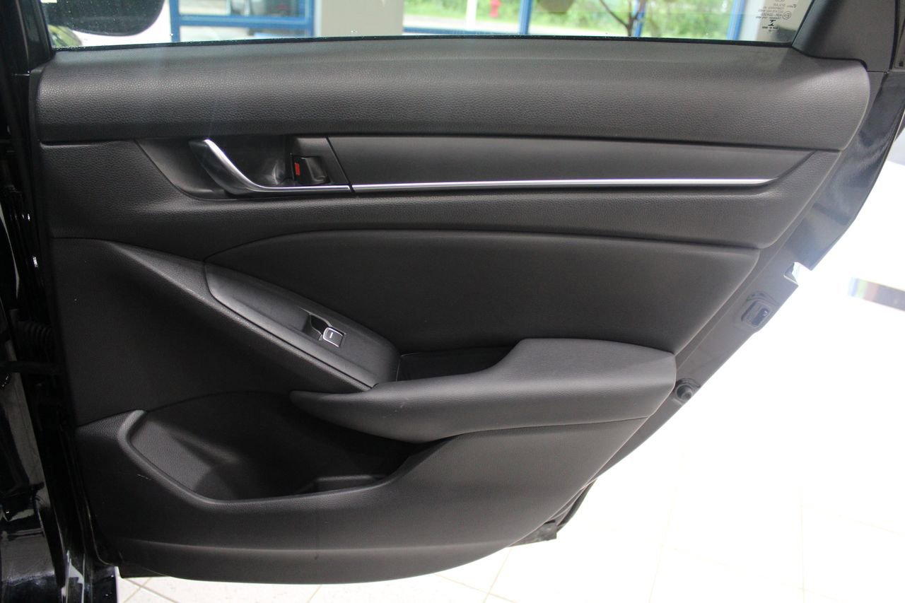 Certified 2022 Honda Accord Sport image 51
