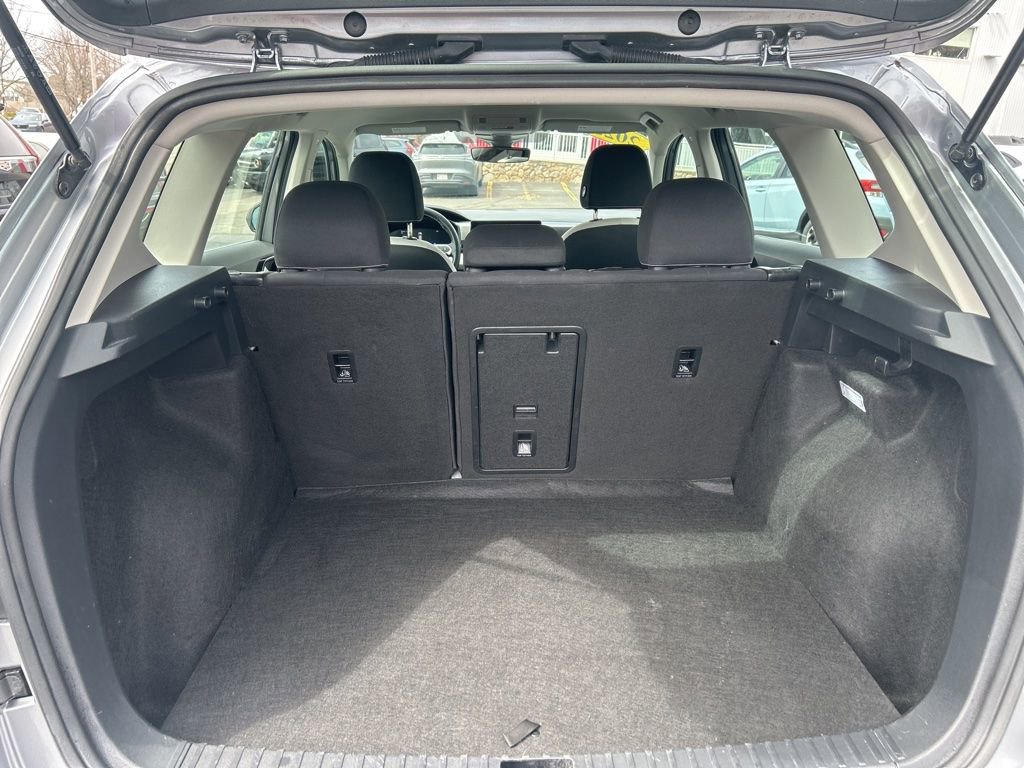 Used 2025 Volkswagen Taos S AWD/4WD image 24