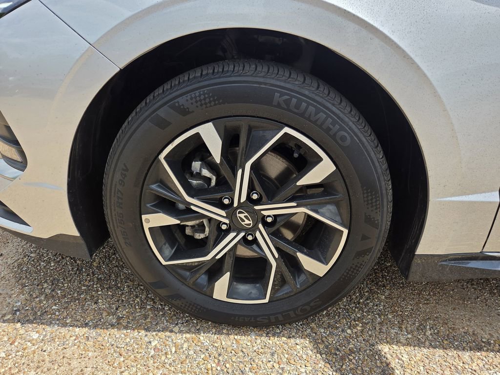 Used 2025 Hyundai Sonata SEL FWD image 26