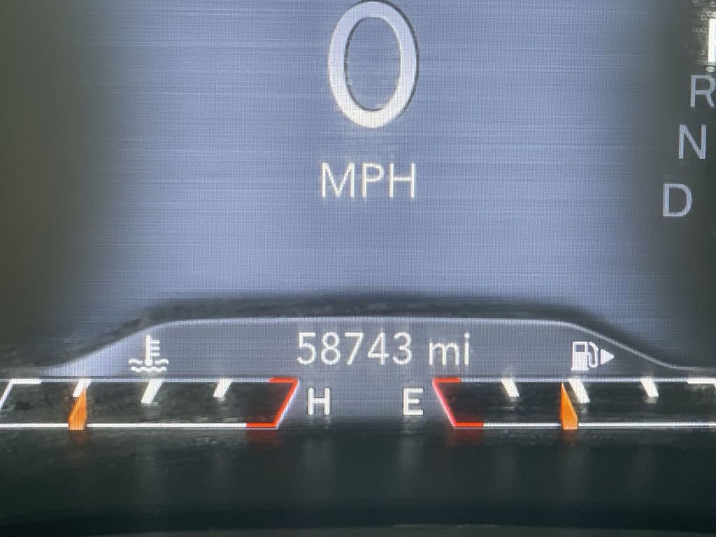 Used 2019 Jeep Cherokee Limited AWD/4WD image 10