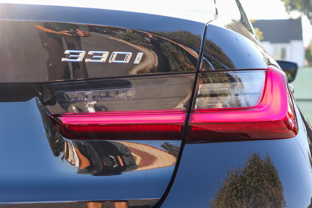 New 2026 BMW 330i Sedan RWD image 7