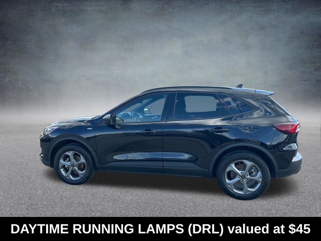 Used 2025 Ford Escape ST-Line AWD/4WD image 2