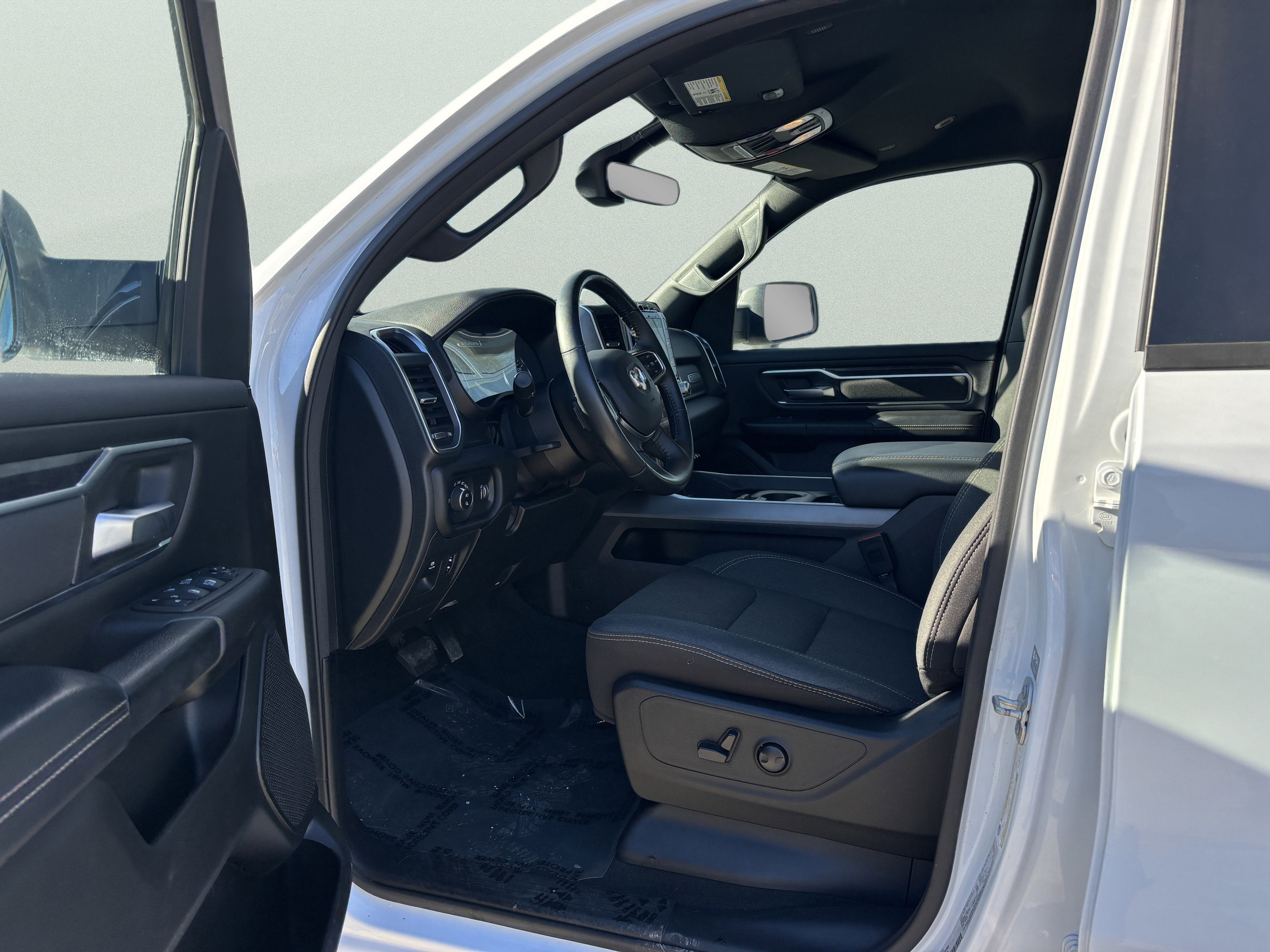 Used 2024 RAM 1500 Big Horn AWD/4WD image 10