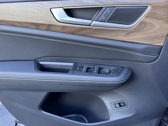 New 2026 Volkswagen Atlas SE image 5