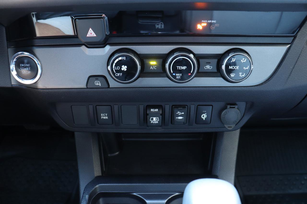 Used 2018 Toyota Tacoma TRD Sport image 57