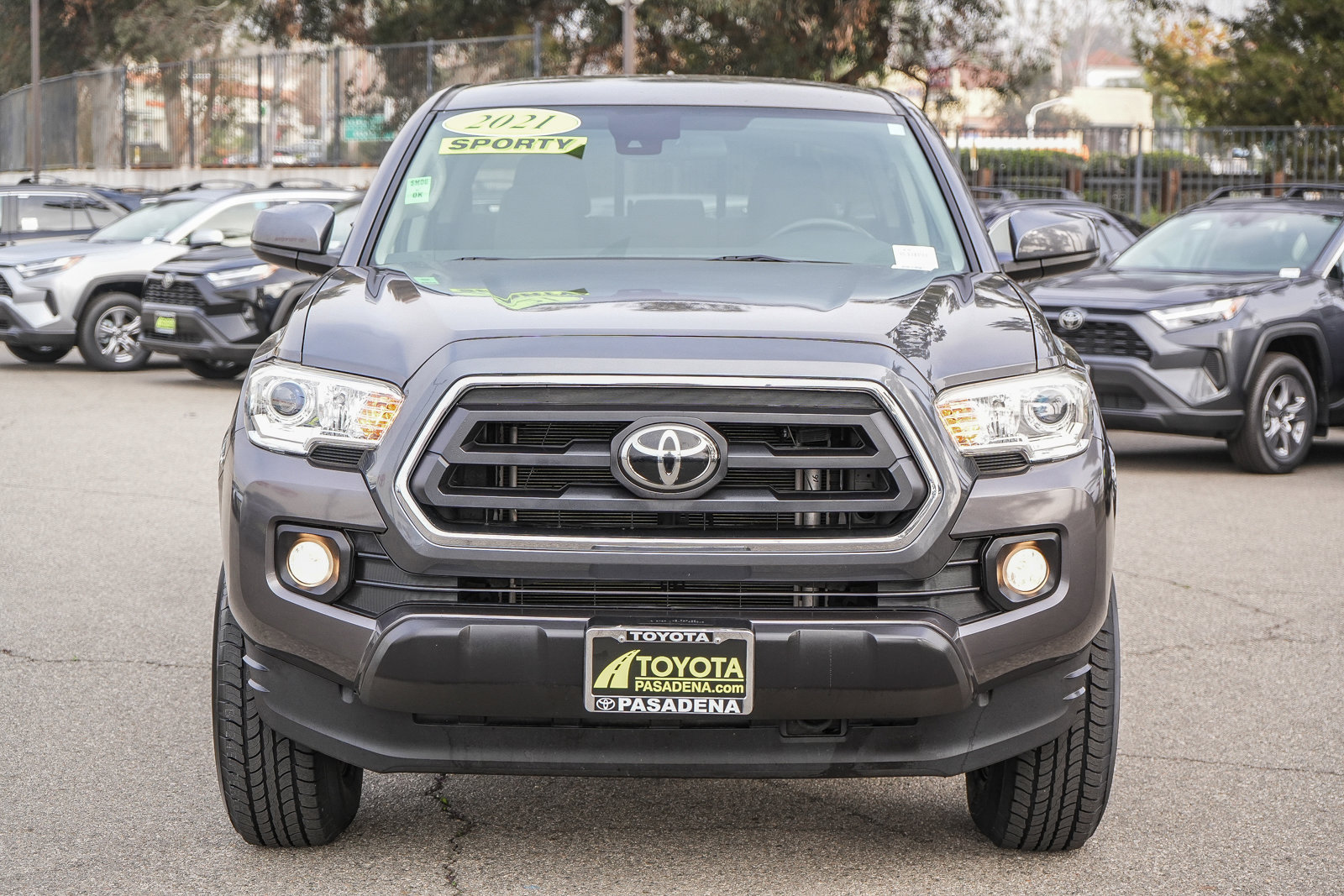 Used 2021 Toyota Tacoma SR5 image 2