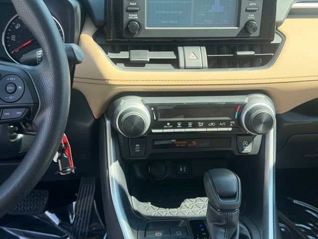 Used 2019 Toyota RAV4 LE w/ All Weather Liner Package AWD/4WD image 16